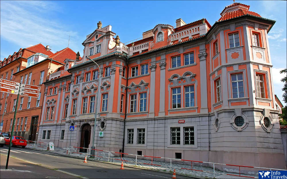 Дом Фауста В Праге